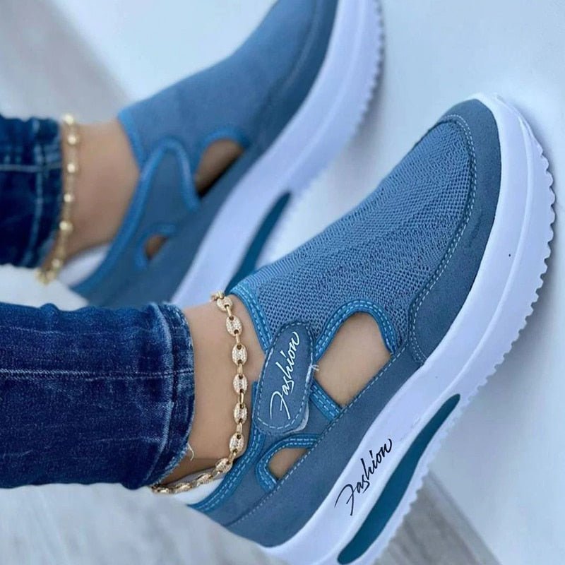 Sneakers- Moon