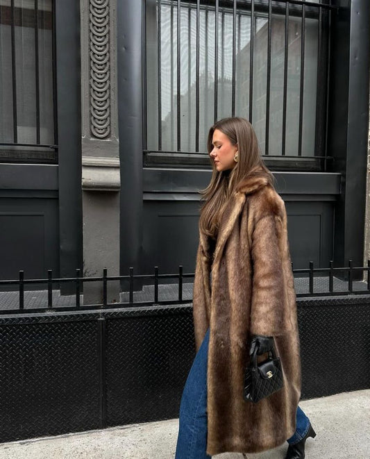 Lucy | Luxurious Long Faux Fur Coat