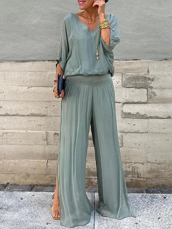 Susan - Two-Piece Set V-Neck