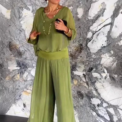 Susan - Two-Piece Set V-Neck