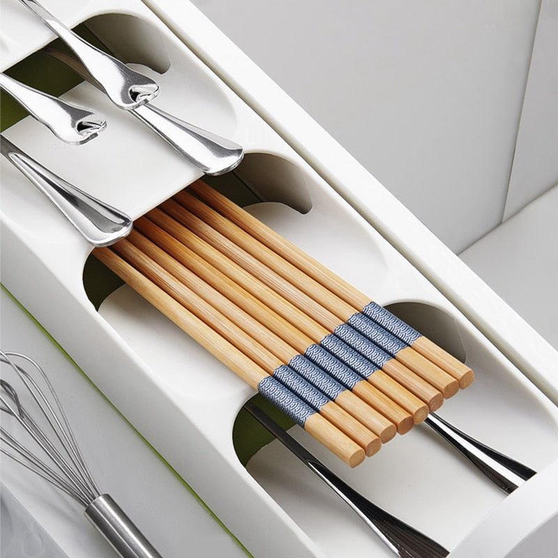 Kitchen Cutlery Storage