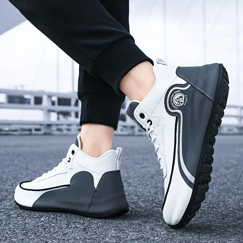 MARK Sneakers
